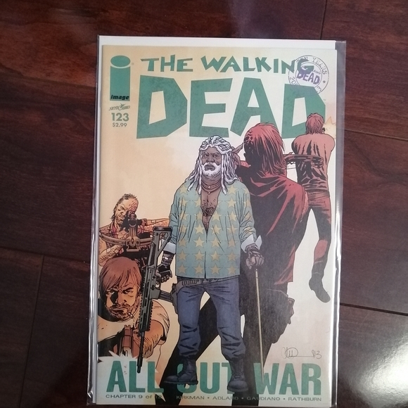 The Walking Dead Comic Book lot Issues 115-126 - Picture 12 of 15